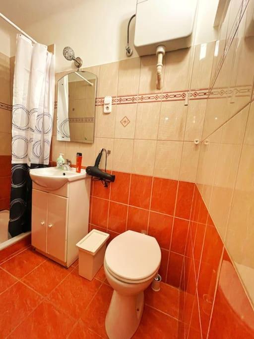 Budget Flat In The Center Budapest Extérieur photo